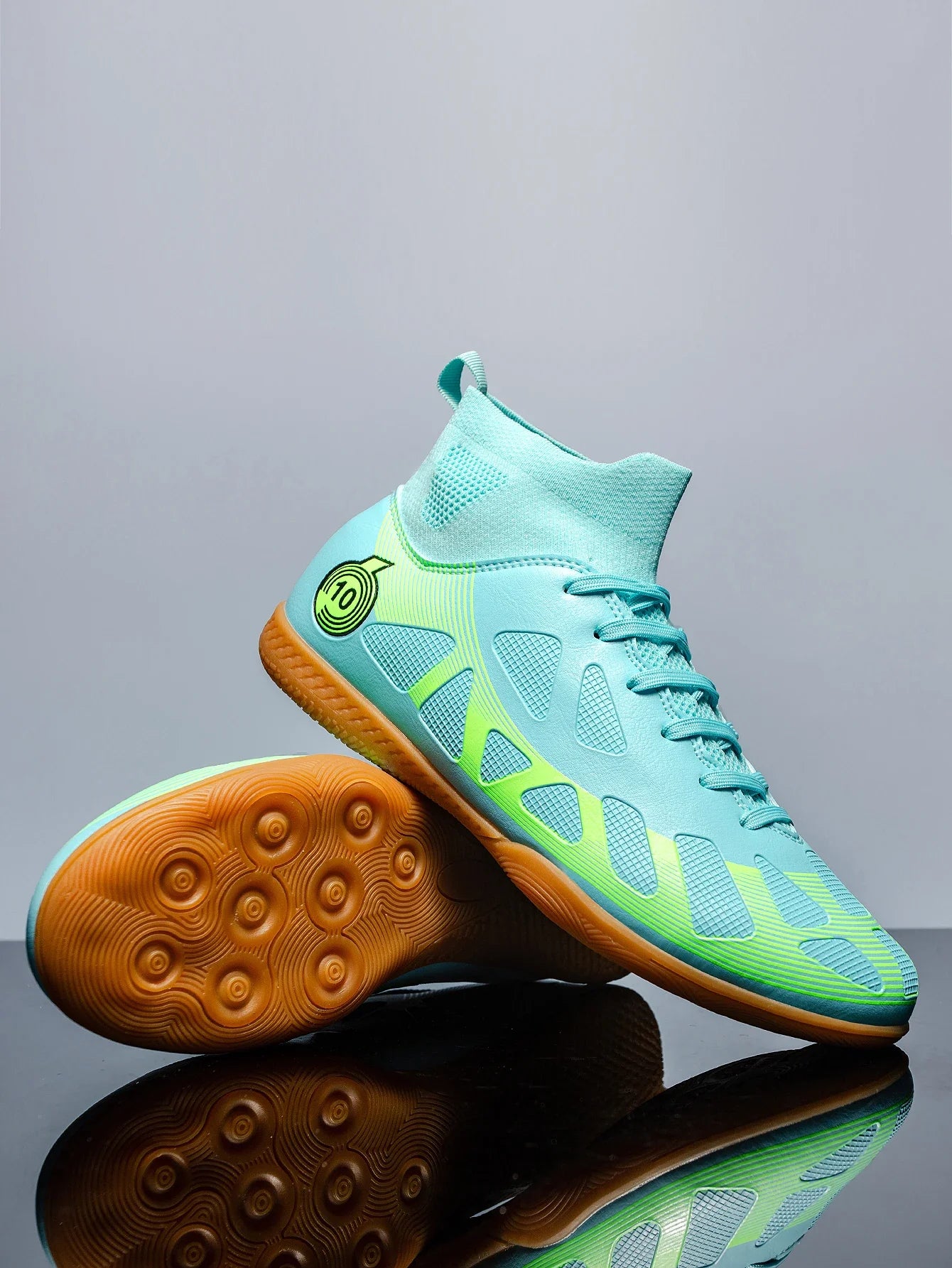 Professional Men's Indoor Football Shoes - High-Top Flat-Bottomed IC Training Sneakers for Adults and Teenagers